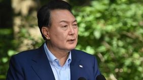 Yoon Suk Yeol, mantan Presiden Korea Selatan yang telah dimakzulkan, pada Minggu, 15 Desember 2024, tidak memenuhi panggilan yang dikeluarkan oleh tim jaksa penuntut yang sedang menyelidiki langkah pemberlakuan darurat militer pada 3 Desember.