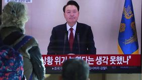 Tim investigasi gabungan Korea Selatan (Korsel) berencana memanggil Presiden Yoon Suk-yeol, yang telah dimakzulkan oleh parlemen pada Rabu 18 Desember mendatang, atas tuduhan pemberontakan dan penyalahgunaan kekuasaan.