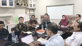 Pemerintah Kabupaten Bekasi, Jawa Barat, telah menetapkan Upah Minimum Kabupaten (UMK) untuk tahun 2025 sebesar Rp5,56 juta, yang mengalami kenaikan sebesar 6,5 persen dibandingkan tahun sebelumnya.