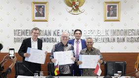 Pemerintah Indonesia bersama KfW Jerman atas nama Pemerintah Jerman dan Global Fund to Fight AIDS, Tuberculosis and Malaria (GFATM) menandatangani perjanjian konversi utang (debt-to-health swap).