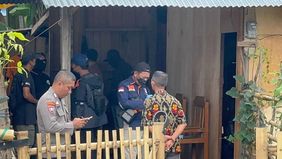 Detasemen Khusus (Densus) Antiteror 88 Polri, bersama Tim dari Korps Brimob Polda Sulawesi Tengah, menangkap tiga warga yang diduga terlibat tindak terorisme di Kota Palu dan Ampana, Kabupaten Tojo Una-Una, Kamis 19 Desember 2024.