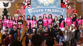 Yogya Falcons adalah klub baru dibawah naungan Emtek Grup yang akan mengikuti kompetisi perdana pada ajang kasta tertinggi pertandingan bola voli Indonesia Proliga 2025 pada 3 Januari - 11 Mei 2025. Klub ini mewakili 1 dari 7 klub voli putri yang aka