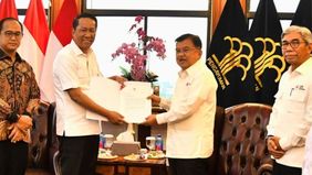 Pemerintah secara resmi mengakui kepengurusan baru serta Anggaran Dasar (AD) dan Anggaran Rumah Tangga (ART) Palang Merah Indonesia (PMI) di bawah kepemimpinan Jusuf Kalla (JK) setelah melakukan kajian mendalam berdasarkan AD/ART PMI.