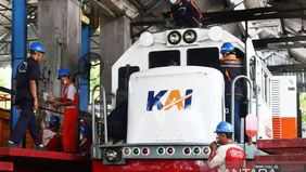 Dalam rangka menyambut musim liburan Natal dan Tahun Baru, Direktorat Jenderal Perkeretaapian Kementerian Perhubungan membuka program angkutan motor gratis (MOTIS) bagi pemudik yang ingin membawa sepeda motor mereka dengan kereta api.