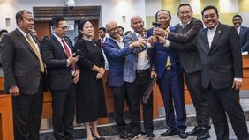 Said menambahkan bahwa pemerintah dan DPR telah sepakat untuk memasukkan proyeksi tambahan pendapatan negara akibat penerapan PPN 12 persen dalam target pendapatan negara pada APBN 2025.