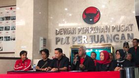 Ketua DPP PDI Perjuangan Bidang Reformasi Hukum, Ronny Talapessy, dalam konferensi pers malam ini menyatakan bahwa penetapan Sekjen PDIP Hasto Kristiyanto sebagai tersangka oleh KPK 