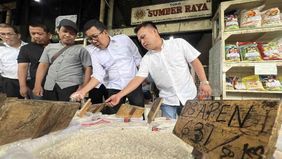 Kepala Badan Pangan Nasional (Bapanas), Arief Prasetyo Adi, memastikan bahwa beras premium produksi dalam negeri tidak dikenakan Pajak Pertambahan Nilai (PPN) 12 persen.