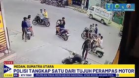 Komplotan Remaja Yang Diduga Masih Berstatus Pelajar Ini Melakukan Aksi Kejahatan Rampas Motor Pada Siang Hari.
