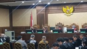 Direktur Utama PT Timah Tbk periode 2016-2021, Mochtar Riza Pahlevi Tabrani, dijatuhi hukuman penjara selama delapan tahun.