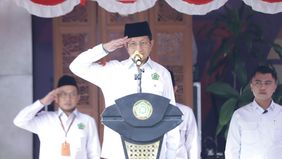 Kemenag, lanjut Menag, berkomitmen antara lain untuk memperkokoh ideologi Pancasila, demokrasi dan hak asasi manusia, hingga memperkuat penyelarasan kehidupan yang harmonis dengan lingkungan, alam, dan budaya.