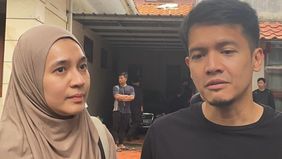 Dhini Aminarti dan Dimas Seto ceritakan kondisi Baim Wong dan Paula usai ditinggal orang tua mereka.