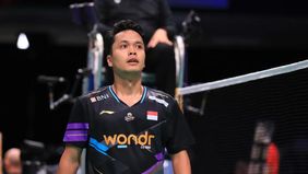 Pebulutangkis tunggal putra Indonesia, Anthony Sinisuka Ginting, berhasil melaju ke babak 16 besar turnamen BWF Super 1000 Malaysia Open 2025.