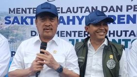 Menteri Kelautan dan Perikanan (KKP), Sakti Wahyu Trenggono, menyatakan bahwa pihaknya akan mencabut pagar laut sepanjang 30,16 kilometer di Tangerang, Banten, jika tidak memiliki izin Kesesuaian Kegiatan Pemanfaatan Ruang Laut (KKPRL).