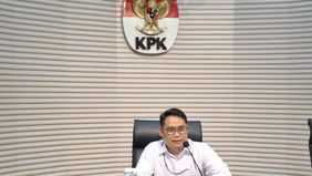 KPK menyangkal tudingan yang menyebut pihaknya mendramatisasi proses penyidikan kasus yang melibatkan Sekretaris Jenderal DPP PDI Perjuangan, Hasto Kristiyanto.