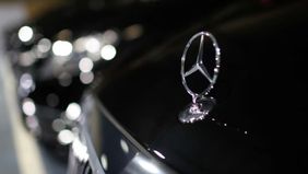 Mercedes-Benz Hanya Bisa Menjual 1.983.400 Unit Mobil Sepanjang 2024.
