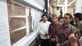 Fadli Zon, Menteri Kebudayaan Republik Indonesia, melakukan kunjungan pertamanya ke Aceh untuk meresmikan revitalisasi situs Tamansari Gunongan. Dalam sambutannya, Fadli Zon mengungkapkan komitmennya untuk menjadikan Aceh sebagai salah satu pusat keb