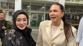 Fitri Salhuteru akui tak pernah takut dengan ancaman Nikita Mirzani, yang selama ini sudah menghina anaknya.