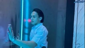 Hotel For Play: The Fantasy Room Experience menghadirkan lima ruangan tematik yang terinspirasi dari elemen kehidupan seperti air, tanah, udara, api, dan luar angkasa. Setiap ruangan dirancang secara khusus untuk memberikan pengalaman visual, auditor