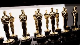 Film Emilia Pérez memimpin daftar nominasi Oscar 2025 dengan meraih 13 nominasi, mencatatkan rekor baru untuk film yang menggunakan bahasa selain Inggris.