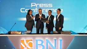 PT Bank Negara Indonesia (Persero) Tbk atau BNI berhasil menutup tahun 2024 dengan fundamental yang kuat. Laba bersih BNI naik menjadi Rp21,5 triliun, lebih tinggi dibandingkan perolehan pada tahun sebelumnya sebesar Rp20,9 triliun.