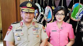 Komentar dari AKBP Netty Siagian terkait tindakan Sekretaris Kabinet, Mayor Teddy Indra Wijaya, menjadi perbincangan hangat di masyarakat, terutama para penggemar sang anggota TNI tersebut.