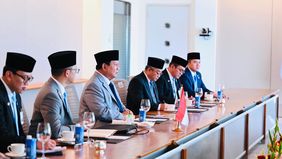 Menteri Perdagangan (Mendag) Budi Santoso mendampingi Presiden Prabowo Subianto saat bertemu Perdana Menteri Malaysia Anwar Ibrahim di Kuala Lumpur, Malaysia. 