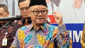 Menteri Pendidikan Dasar dan Menengah (Mendikdasmen) Abdul Mu'ti menjelaskan bahwa ada empat jalur penerimaan siswa baru yang akan diterapkan dalam Sistem Penerimaan Murid Baru (SPMB) yang mulai berlaku pada 2025.