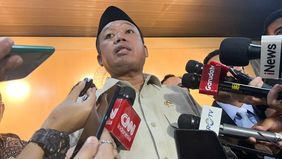 Menteri Agraria dan Tata Ruang (ATR)/Kepala Badan Pertanahan Nasional (BPN) Nusron Wahid mengungkapkan bahwa pihaknya merekomendasikan pencabutan izin Kantor Jasa Surveyor Berlisensi (KJSB) terkait proyek pagar laut yang ada di Tangerang, Banten.