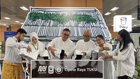 PT MRT Jakarta (Perseroda) secara resmi menambahkan nama TUKU pada Stasiun Cipete Raya, yang kini disebut Cipete Raya TUKU, sebagai bagian dari strategi bisnis perusahaan dalam penjualan hak penamaan (naming rights).