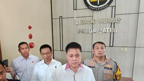 Direktur Reserse Kriminal Umum Polda Jawa Timur, Komisaris Besar Polisi Farman, menyebutkan bahwa tersangka mutilasi wanita dalam koper yang berinisial RTH (32) telah didiagnosis mengalami gangguan kepribadian psikopat narsistik.