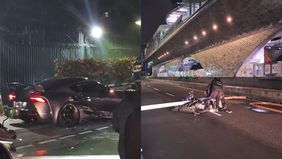 Mobil sport Toyota Supra hilang kendali dan menabrak tiang lampu di Jakarta, menyebabkan dua orang terluka.