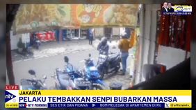 Pelaku Pencurian Motor Berhasil Melarikan Diri Karena Tidak Ada Warga Yang Berani Mendekat Setelah Tembakan Dilepaskan.
