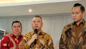 Menteri Perhubungan (Menhub) Dudy Purwagandhi kembali mengingatkan para pemangku kepentingan agar lebih serius dalam memperhatikan keselamatan pengguna jalan, menyusul kecelakaan beruntun di Gerbang Tol Ciawi, Tol Jagorawi, Bogor, Jawa Barat.