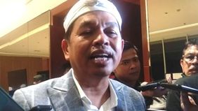 Dedi Mulyadi, Gubernur Jawa Barat yang terpilih, memberikan cara terbaik terkait permasalahan yang menimpa ratusan siswa SMAN 4 Kabupaten Karawang yang gagal mendaftar Seleksi Nasional Berdasarkan Prestasi (SNBP).