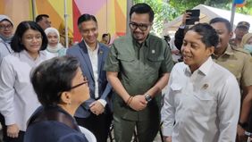 Menteri Kehutanan (Menhut) Raja Juli Antoni menyatakan bahwa program Cek Kesehatan Gratis (CKG) merupakan hadiah ulang tahun terbaik dari Presiden Prabowo Subianto untuk masyarakat Indonesia.