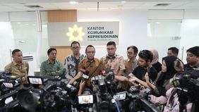 Kepala PCO Hasan Nasbi menegaskan bahwa beasiswa dan operasional pendidikan tetap aman dari efisiensi anggaran.