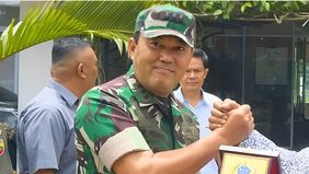 Panglima TNI Jenderal Agus Subiyanto merotasi jabatan dan memutasi 52 perwira tinggi dalam lingkungan TNI, sejumlah dari mereka mendapat kenaikan pangkat.