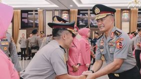 Kapolri Jenderal Listyo Sigit Prabowo melakukan mutasi enam perwira tinggi Polri, termasuk Kapolda Jawa Timur, Irjen Imam Sugianto.