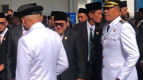 Sebanyak 961 kepala daerah, terdiri dari 33 gubernur dan 33 wakil gubernur, 363 bupati, 362 wakil bupati, 85 wali kota dan 85 wakil wali kota dilantik dalam satu rangkaian prosesi di Istana Kepresidenan, Jakarta, Kamis, 20 Februari 2025.