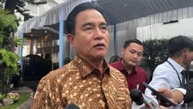 Menko Hukum, HAM, Imigrasi, dan Pemasyarakatan Yusril Ihza Mahendra menghormati keputusan KPK terkait penahanan Sekjen PDI Perjuangan Hasto Kristiyanto.