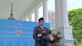 Hasan Nasbi secara resmi menyatakan pengunduran dirinya dari posisi sebagai Kepala Komunikasi Kepresidenan atau Presidential Communication Office (PCO), dan menyebut langkah tersebut sebagai pilihan terbaik yang dapat ia ambil.