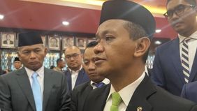 Menteri ESDM Bahlil Lahadalia akan membentuk tim guna memastikan spesifikasi BBM, merespons keresahan masyarakat terkait kualitasnya.