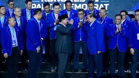 Ia pun mendoakan keduanya agar senantiasa sehat