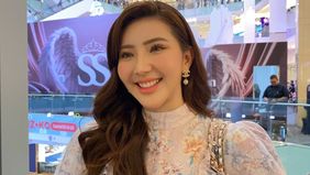 Putu Clara ngaku tak menelan kerugian usai digosipkan menjadi orang ketiga rumah tangga Agnes Jennifer.