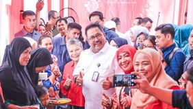 Jakarta terus menunjukkan komitmennya dalam meningkatkan kesejahteraan masyarakat melalui program inovatif. Pemerintah Provinsi (Pemprov) DKI Jakarta mendukung program sarapan gratis bergizi seimbang bagi balita, ibu hamil, dan ibu menyusui.