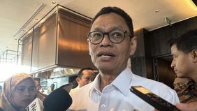 Wakil Menteri Energi dan Sumber Daya Mineral (ESDM), Yuliot Tanjung, menyatakan bahwa bahan bakar minyak (BBM) yang didistribusikan oleh Stasiun Pengisian Bahan Bakar Umum (SPBU) Pertamina telah melalui pengawasan dari Kementerian ESDM.