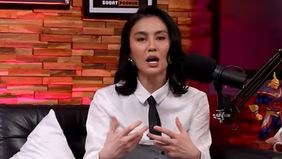 Agnez Mo sempat idap penyakit Alopecia yakni gangguan stres tingkat tinggi yang menyebabkan kebotakan.