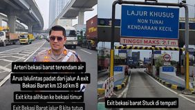 Kemacetan hebat terjadi di Tol Jakarta-Cikampek akibat banjir yang melanda jalur arteri di kawasan Bekasi Barat. Situasi ini mengakibatkan antrean panjang kendaraan, terutama di pintu keluar Tol Bekasi Barat dari KM 13 hingga KM 8.