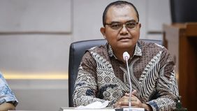 Koordinator Serikat Pekerja Sritex Group, Slamet Kaswanto, berharap pemerintah, melalui bantuan Komisi IX DPR RI, dapat mendesak kurator PT Sri Rejeki Isman (Sritex) untuk segera mencairkan hak-hak pekerja.