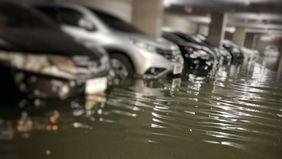 Efek Dari Banjir Bisa Merusak Banyak Komponen Vital Pada Mobil. 